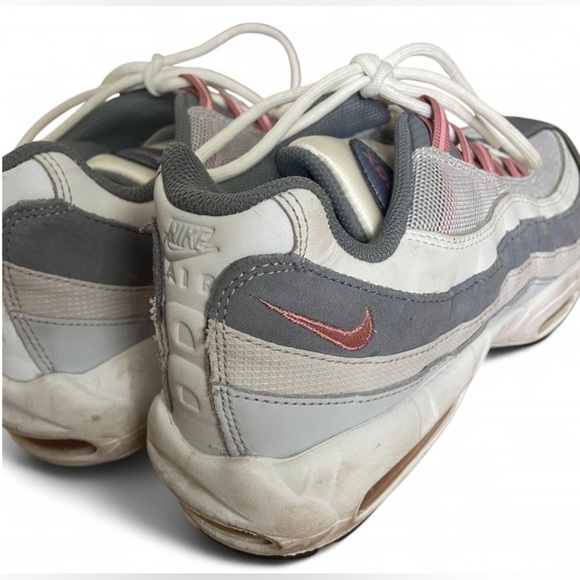 Nike AirMax 95 Vast Grey Red Stardust Lace Up Sneakers Tennis Shoes Mens 8.5 - Picture 6 of 9